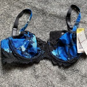 Blue underwire bra